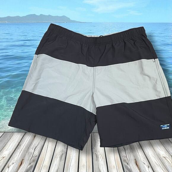 LL Bean Mens Sz XL Supplex Nylon Swim Trunks Shorts Colorblock Beach Blue Gray - Picture 1 of 9